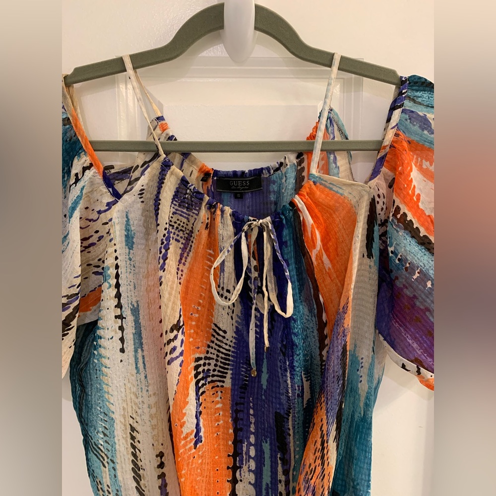 GUESS • Los Angeles Hot Babe Off-Shoulder Blouse - Picture 3 of 7